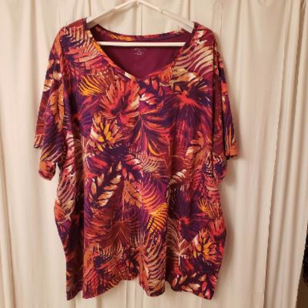 Catherines V-neck Short Sleeve T-shirt 3X